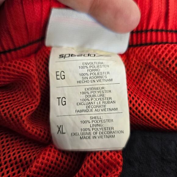 Speedo Black Red Swim Shorts Zipper Side Pocket size X-Large - Picture 7 of 9